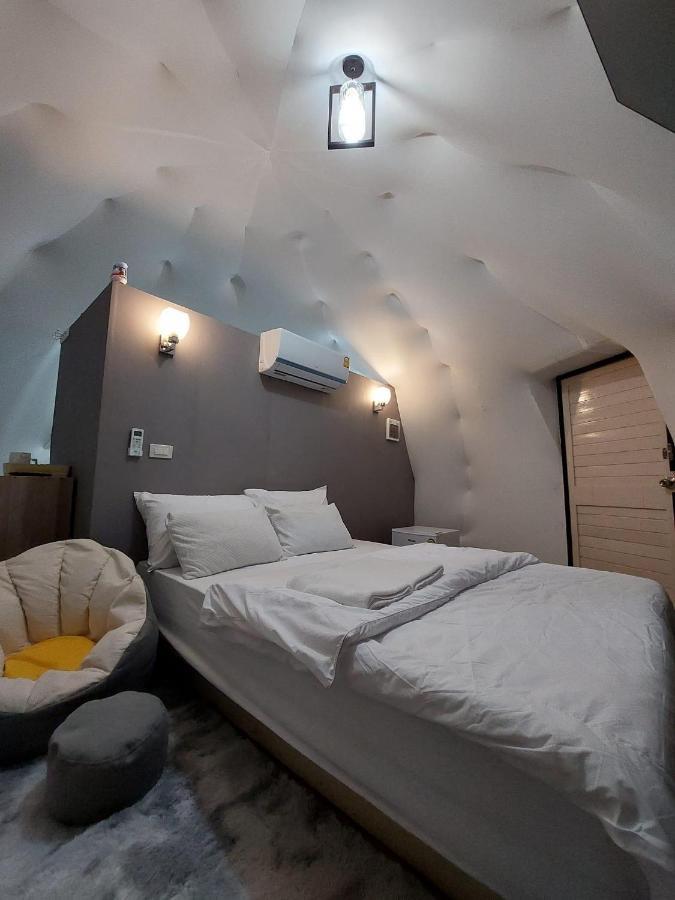 นรดีฮิวล์ รีสอร์ต เขาแผงม้า วังน้ำเขียว Hotel Ban Sap Bon  Bagian luar foto