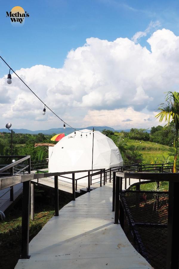 นรดีฮิวล์ รีสอร์ต เขาแผงม้า วังน้ำเขียว Hotel Ban Sap Bon  Bagian luar foto